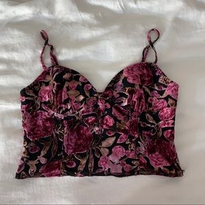 Superdown Ashlyn Cami Top in Black Floral